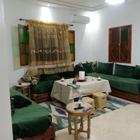 Villa Passenger House